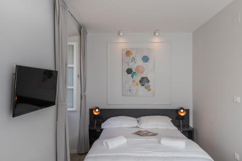 Apartments Urbis