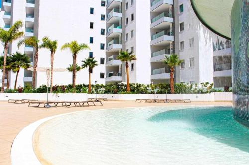 Hồ bơi trong/gần Ocean Garden suite 008 con jardín privado