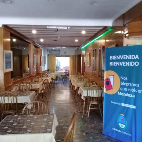 Restaurace v ubytování Hotel El Torreon