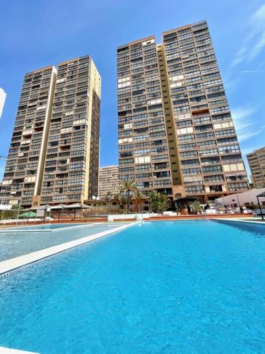 Los Gemelos 2 sin aire acondicionado - Aloturin Benidorm
