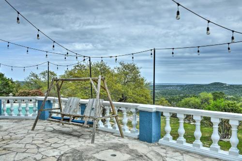 Gallery image of Sprawling Mico Retreat with Panoramic Views! in Lakehills