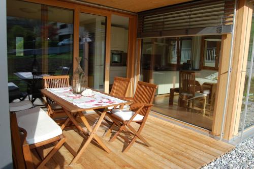 Un patio o zona al aire libre en Appartements Christine