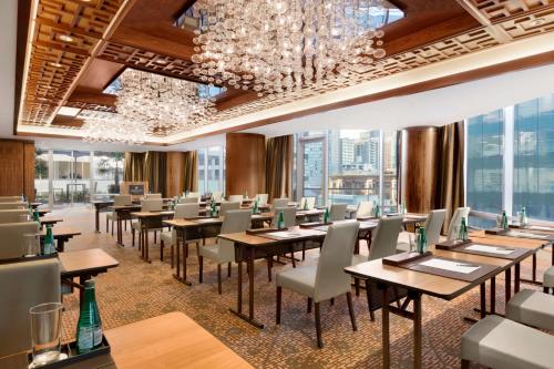 Shangri-La Vancouver Image