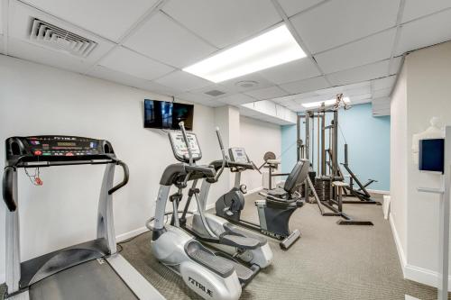 Fitness centrum a/nebo fitness zařízení v ubytování Ocean Park Resort - Oceana Resorts Vacation Rentals