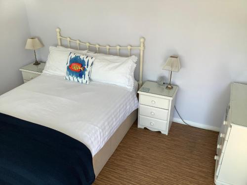 The Coast Yard B & B and Garden Chaletsにあるベッド