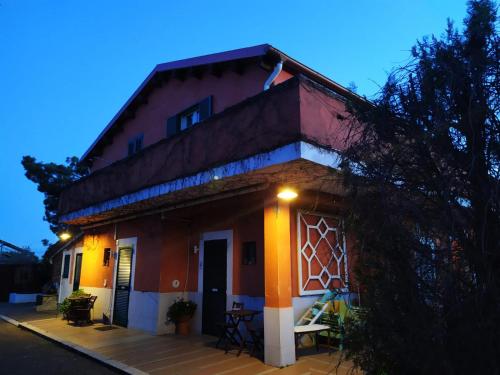 Το κτήριο όπου στεγάζεται  το bed & breakfast