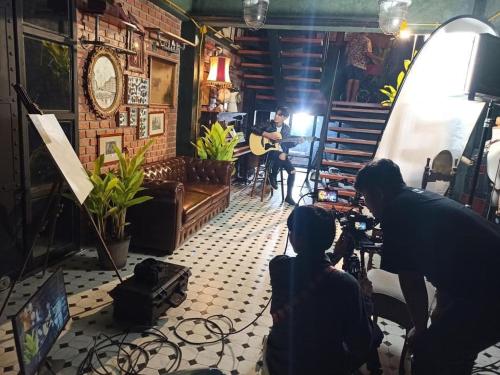 ผู้เข้าพักที่ Dream Factory Hotel