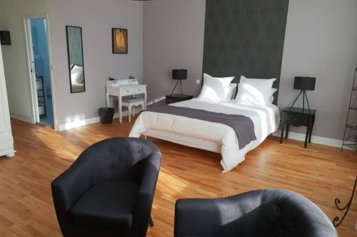 Photo de la galerie de l'établissement Gîte Le Domaine du Haut Préau, à Saint-Palais-de-Négrignac