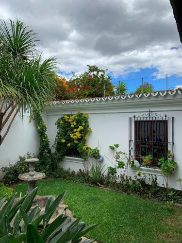 Casa Chula / Céntrica con jardín, terraza y parqueo
