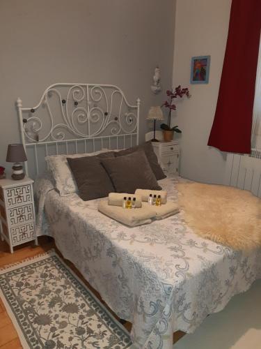 Giường trong phòng chung tại Apartamento Madrid Rio Manzanares