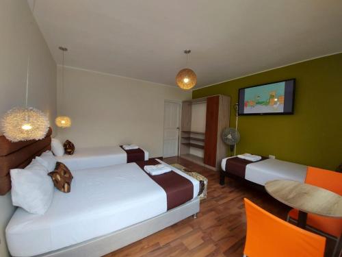Fotografie z fotogalerie ubytování Hostal Atenea v destinaci Ilo