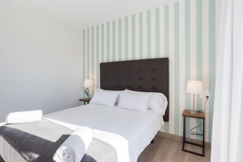Urbe10 Atarazanas 2 Bedrooms Apartment, Málaga – Bijgewerkte ...