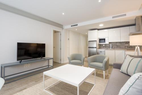 Puerto de Málaga Premium 3 Bedrooms Apartment