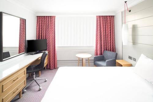 TV/Unterhaltungsangebot in der Unterkunft Holiday Inn Peterborough West by IHG