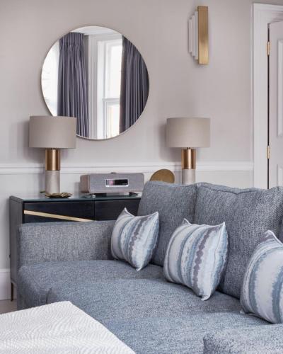 Two-Bedroom Apartment Lower Ground Floor at 20 Cadogan Gardens