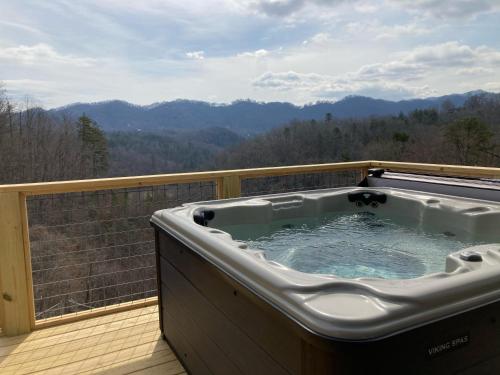 Smoky Mountain Moondance – Photos 2