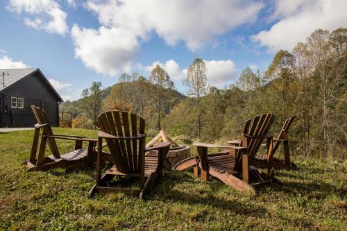 Smoky Mountain Moondance – Photos 3