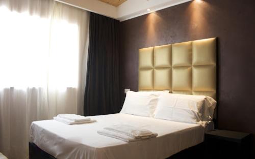 IDUELEONI Mhotel