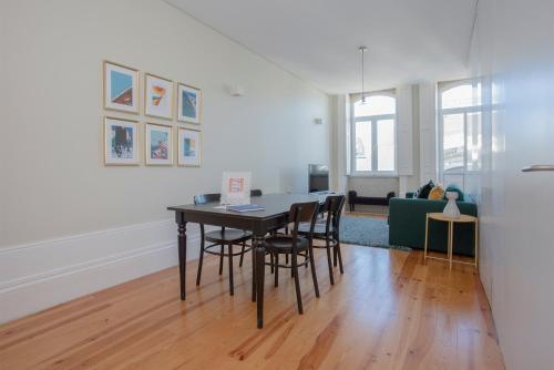 Liiiving In Porto | Bolhão Market Apartments