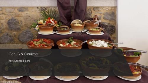 Jídlo v rezortu nebo okolí