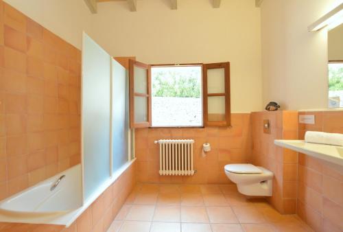 Et badeværelse på Villa Son Llarg, Estallencs