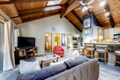 Tahoe Treasure – Photos 2