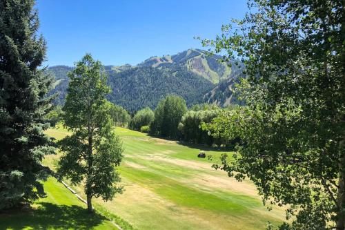 Ketchum Bliss – Photos 2