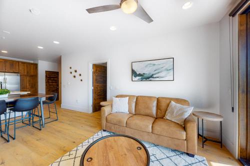 Blue River Flats Condos – Photos 3