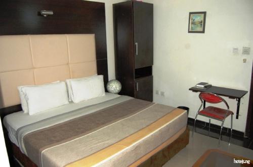 Gallery image of Room in Lodge - Prince Of Anthony 1960 Hotel in Lagos
