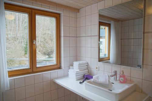 Bathroom sa Appartements Stocker - Zur Schmiede