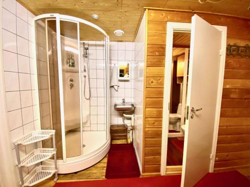 Ένα μπάνιο στο Kõrtsitoa Puhkemaja