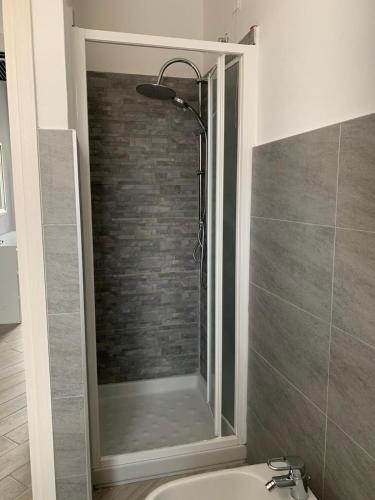 a bathroom with a shower and a sink at APPARTAMENTO PIERANGELO DI FRONTE MALPENSA T1 e T2 in Vizzola Ticino