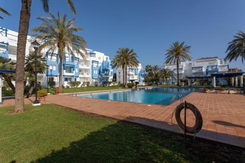 Cala Blanca, bajo, 2 dormitorios, by Bookindenia