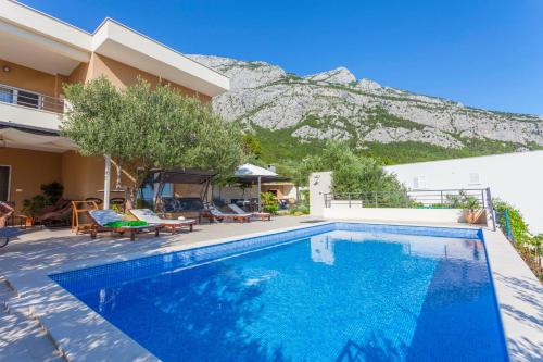 Poolincluded - Holiday Home Arija