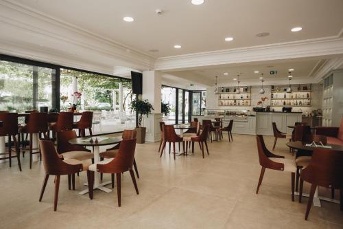 Gallery image of Hotel Montenegro in Budva