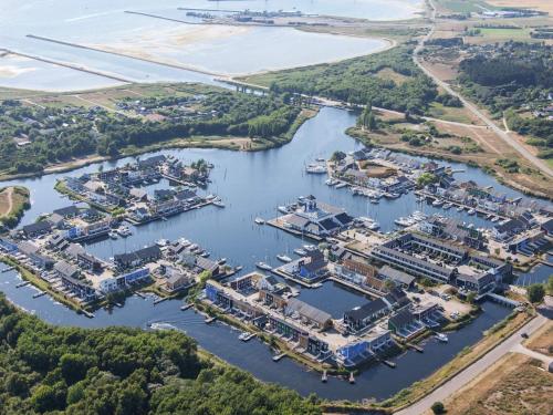 een luchtzicht op een jachthaven met boten in het water bij 7 person holiday home on a holiday park in Ebeltoft in Ebeltoft