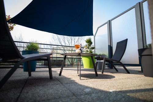 Un balcón o terraza en Holiday Inn Express Arras by IHG