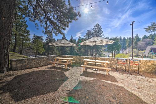 Chic Alpine Hideaway Hiking, Skiing and Exploring! – Photos 2