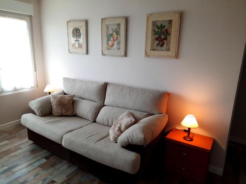 Ruang duduk di Apartamento 1 Playa Riberuca Suances