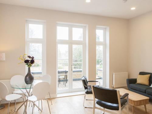 Gallery image of Pass the Keys - Spacious flat with private Sun Terrace in South East London in London