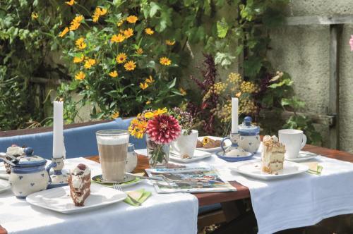 Jídlo v hotelu nebo okolí