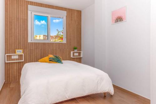 Nordic Style Top Apartment: Sea views, Terrace and Pool, Gran ...