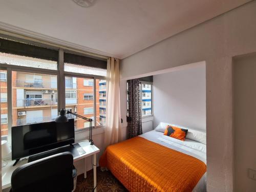 Piso cerca de la playa - Act. Mauri 1B, Valencia – Precios ...