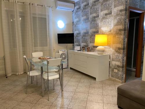 TV a/nebo společenská místnost v ubytování La Casetta di Guendalina