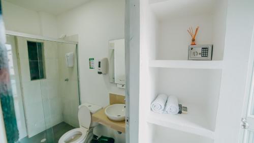 Un baño de Hotel Green Coveñas