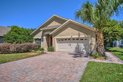 Sun-Soaked Villa with Pool - 17 Mi to Disney World!