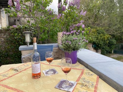 Gallery image of Paradis de Provence, Maison Orange in Verfeuil