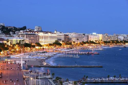 Superbe Studio in Cannes 450m sea & parking