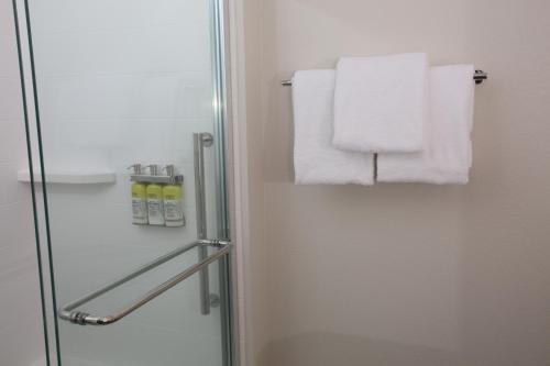 Bagno di Holiday Inn Express - McCook by IHG