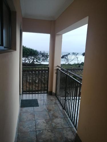 Balkón nebo terasa v ubytování Hlophe's Place